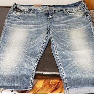 Silver Jeans Cropped Aiko Capri Plus Size 22